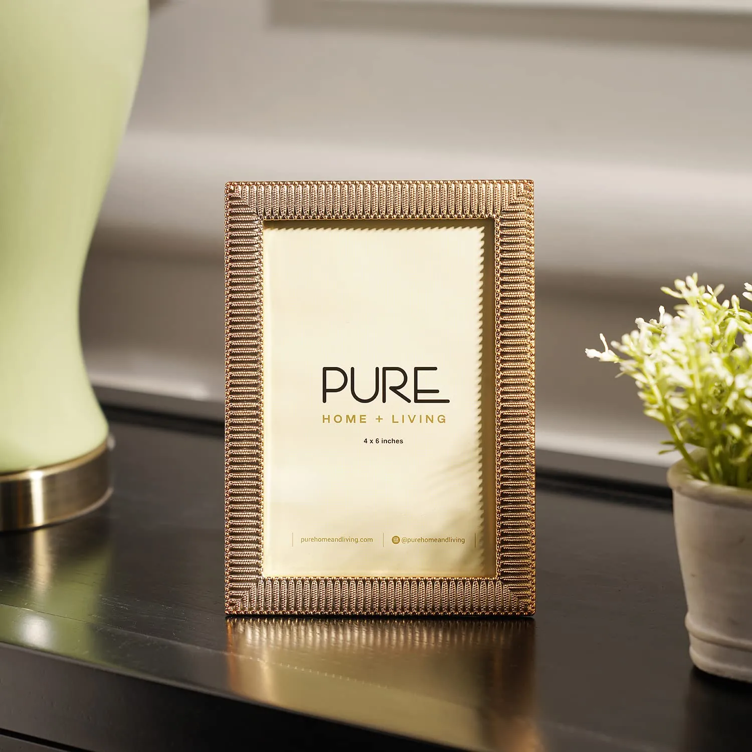 Pure Home and Living Small Rose Gold Aarya Photo Frame